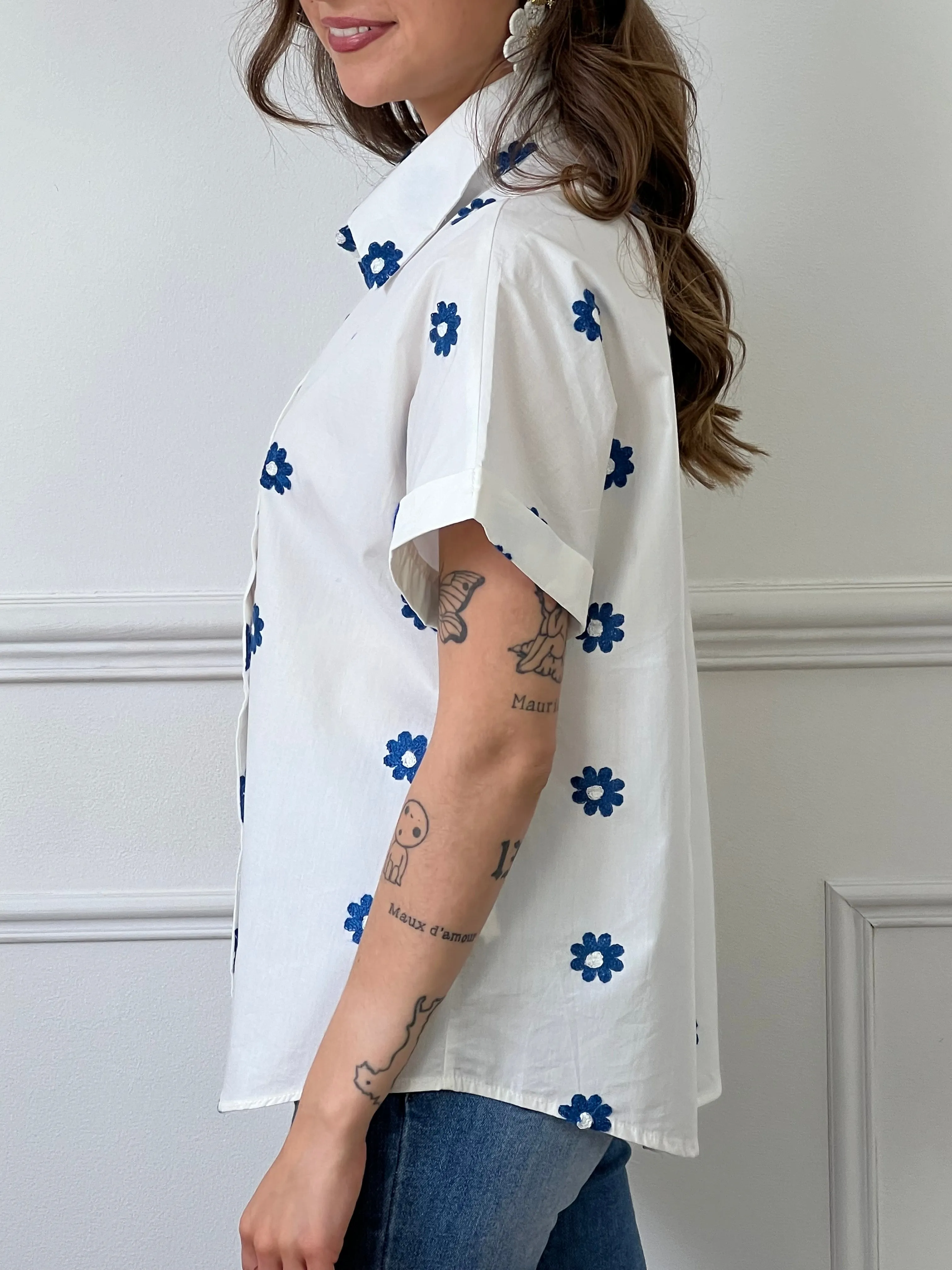 Chemise écrue et bleue : Jihane