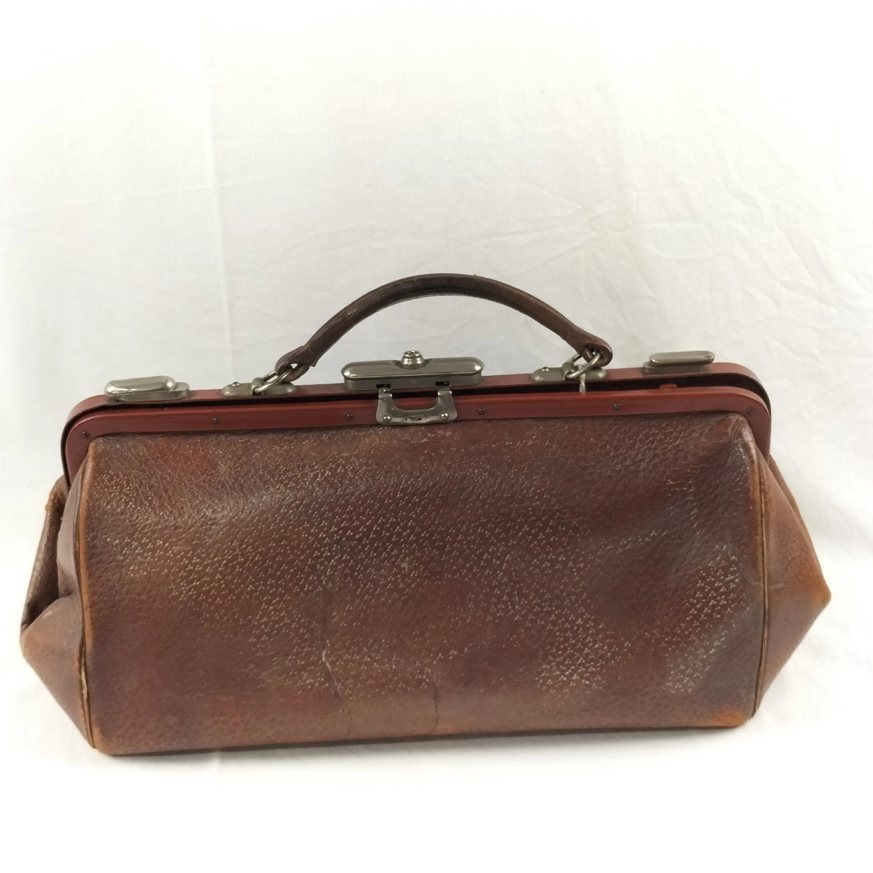 Sacoche de toilette vintage en cuir 